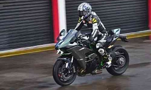 Performa Kawasaki H2 Kalahkan Suzuki Hayabusa